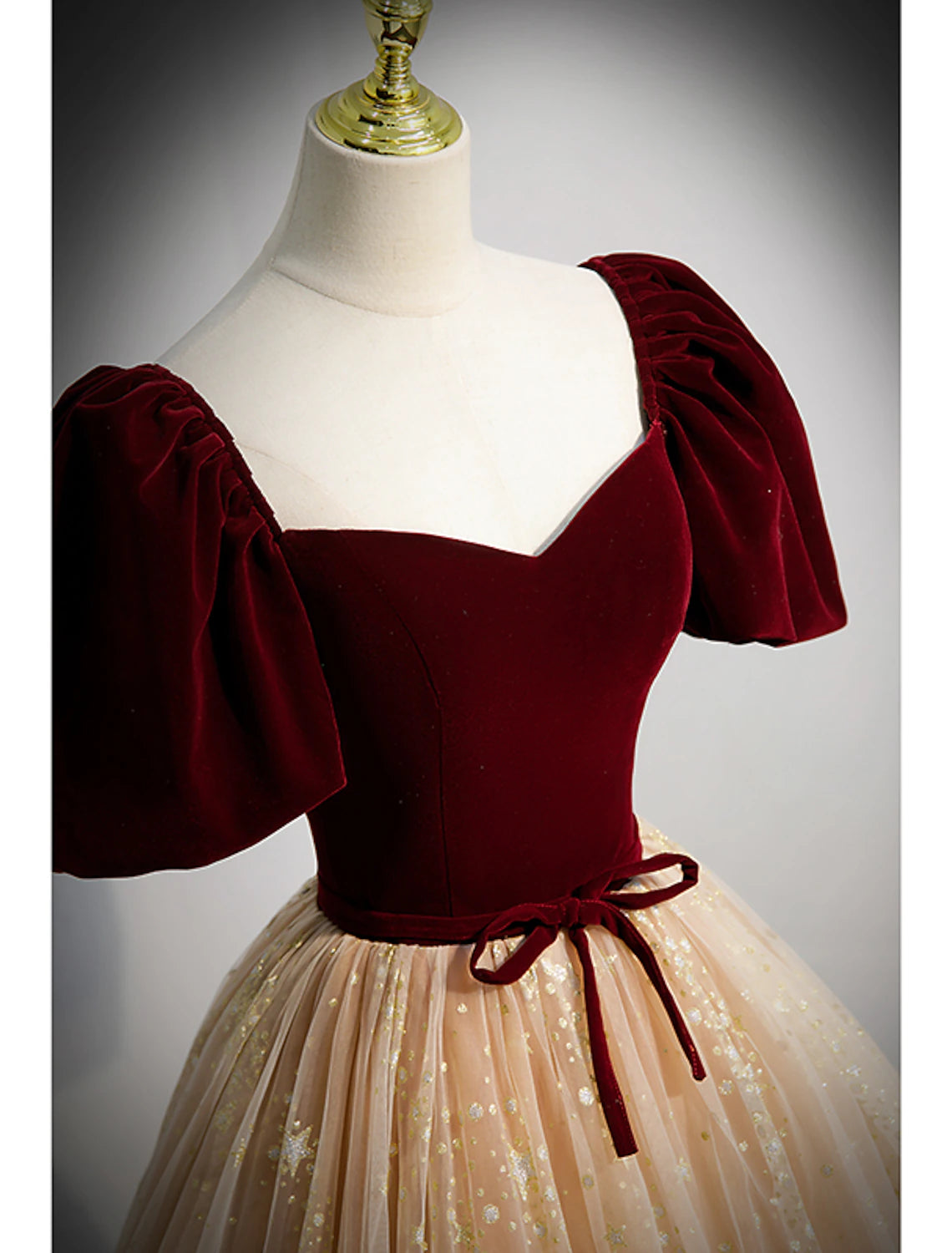 A-Line Sparkle Elegant Wedding Guest Engagement Dress Illusion Neck Short Sleeve Floor Length Tulle with Sequin Tassel Appliques