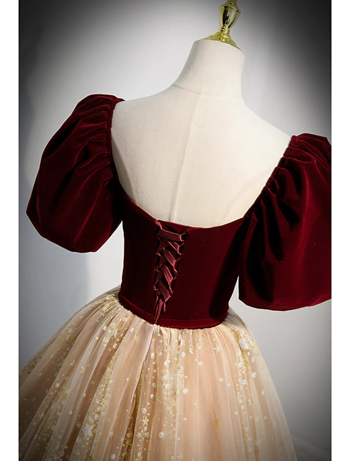 A-Line Sparkle Elegant Wedding Guest Engagement Dress Illusion Neck Short Sleeve Floor Length Tulle with Sequin Tassel Appliques