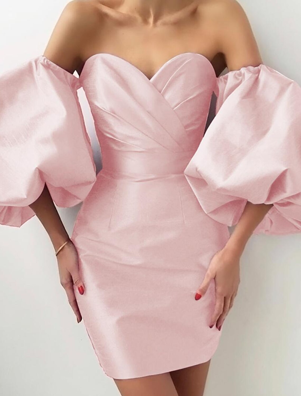 Sheath / Column Homecoming Dresses Celebrity Style Dress Graduation Party Wear Short / Mini Short Sleeve Off Shoulder Satin with Ruched