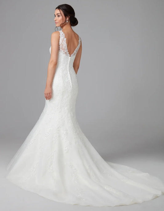 DingJiDress a lace mermaid with illusion straps