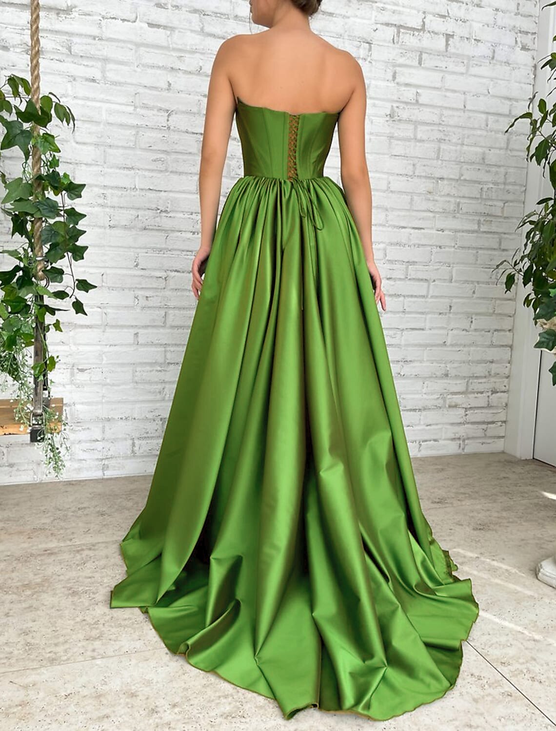 Ball Gown Evening Gown Corsets Dress Engagement Formal Evening Sweep / Brush Train Sleeveless Strapless Satin