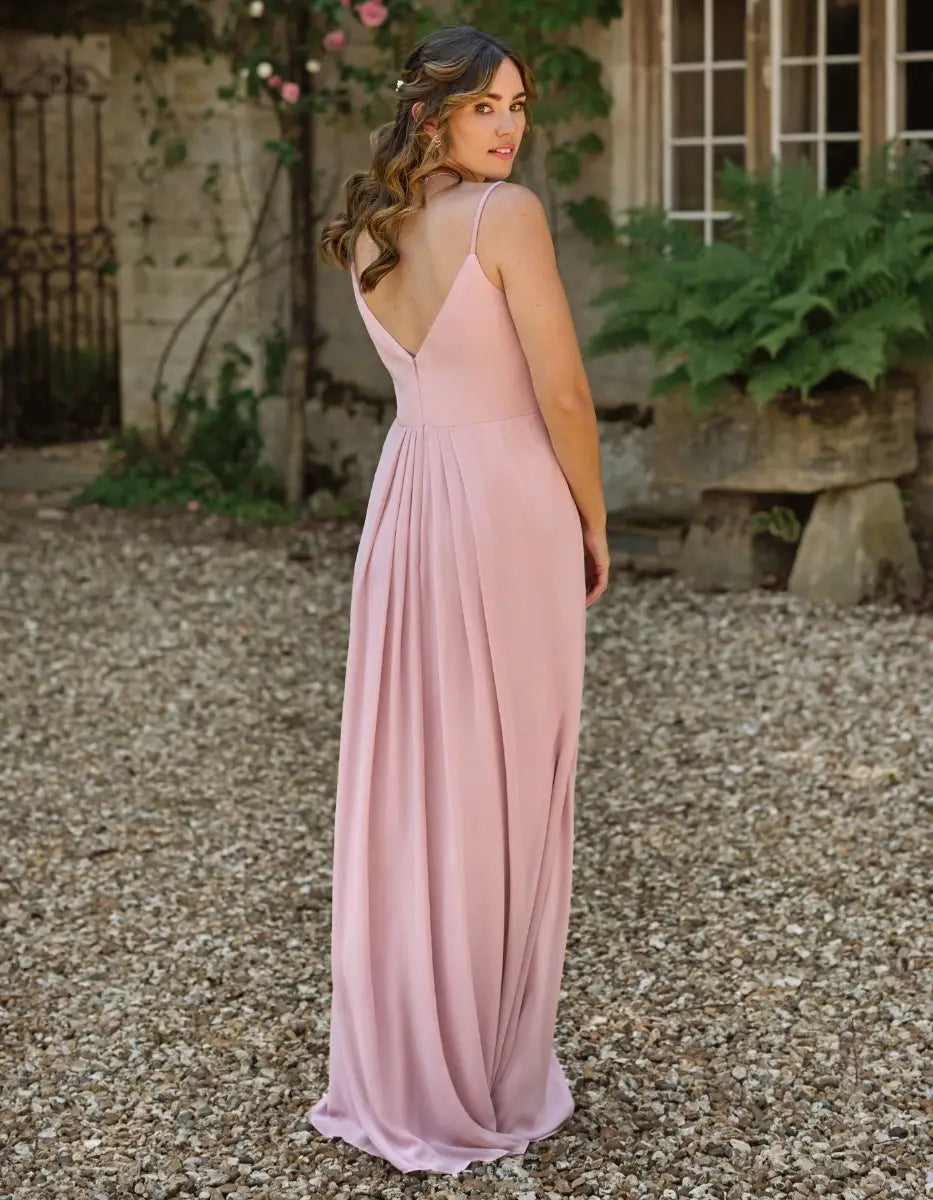 a classic style with simple spaghetti straps for style & comfort