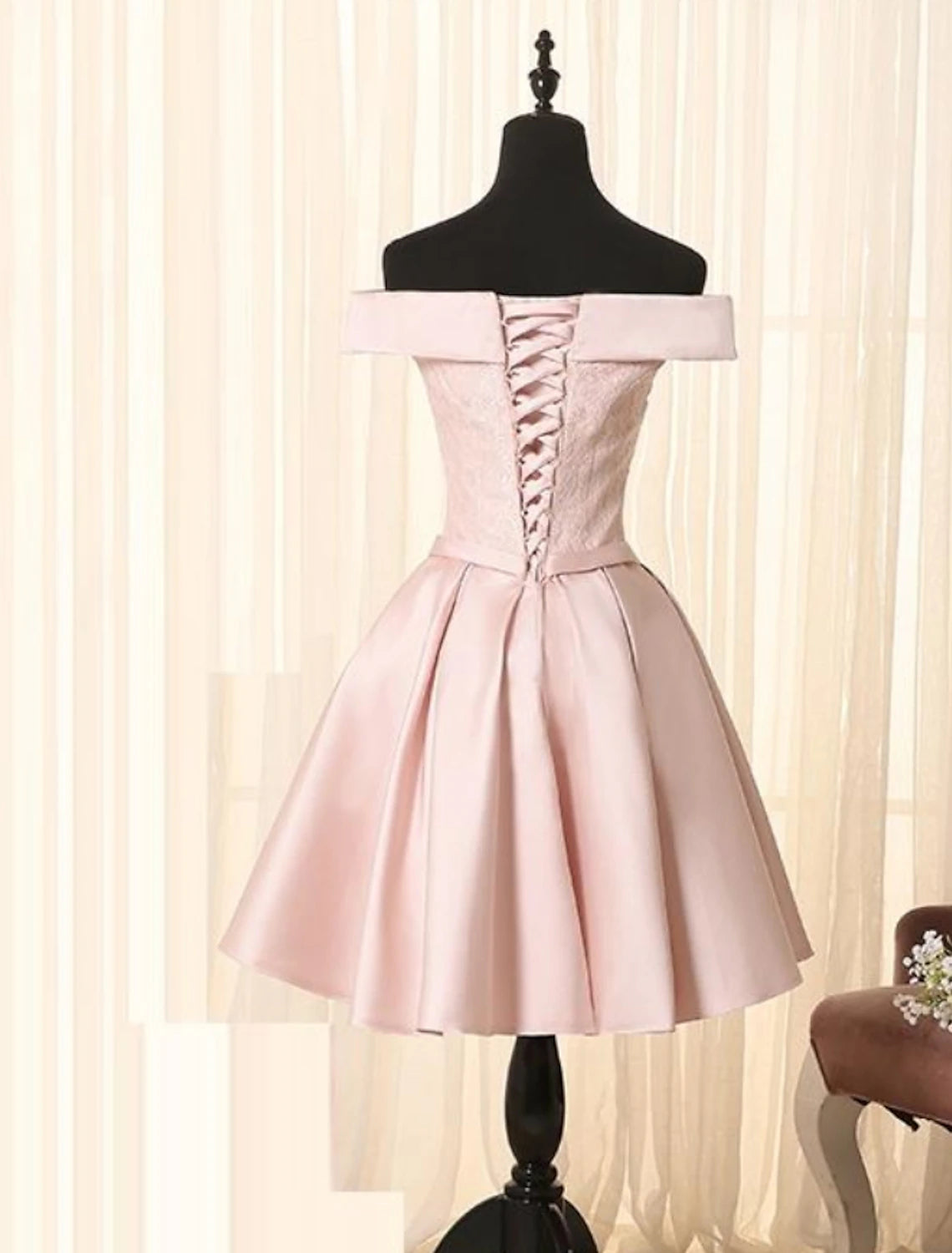 A-Line Minimalist Elegant Engagement Cocktail Party Dress Off Shoulder Sleeveless Short / Mini Satin with Bow(s) Lace