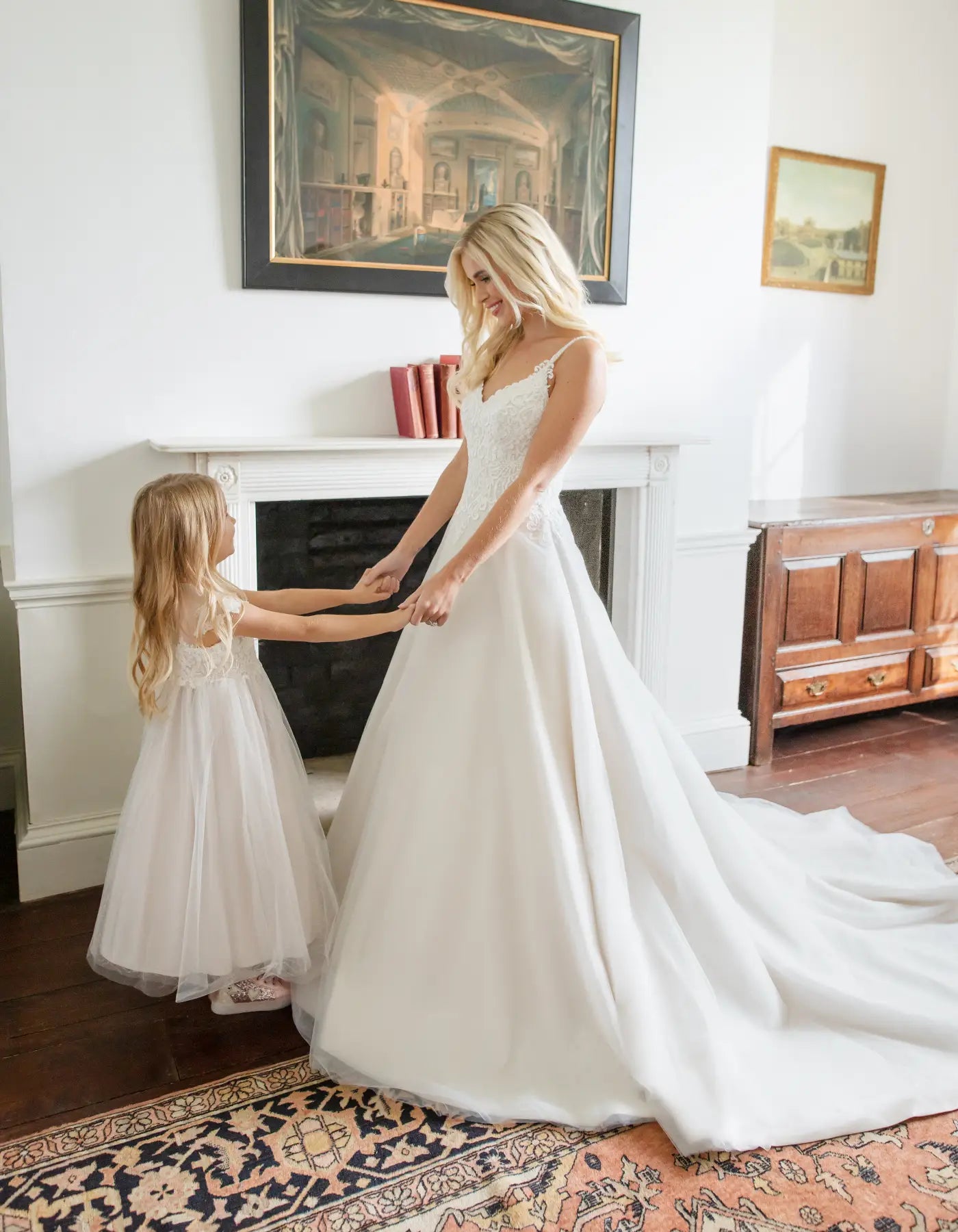 DingJiDress an ornate lace and tulle a-line Wedding Dresses