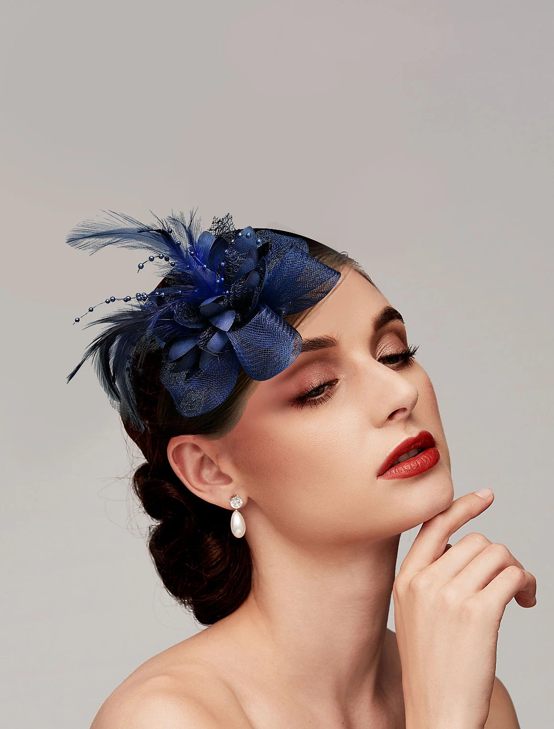 DingJiDress Vintage Style Elegant & Luxurious Tulle / Feathers Fascinators / Hats / Headwear with Floral / Beading 1PC Wedding / Ladies Day / Melbourne Cup Headpiece