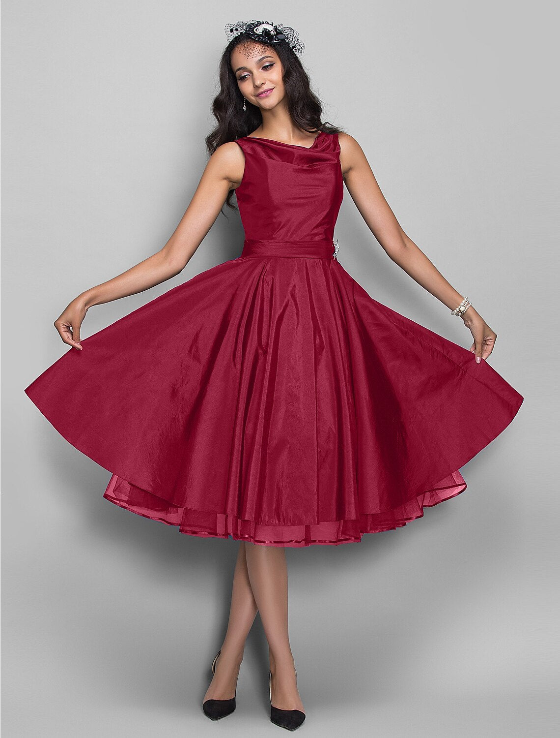 A-Line Cocktail Dresses Vintage Dress Halloween Knee Length Sleeveless V Neck Taffeta with Pleats Crystals