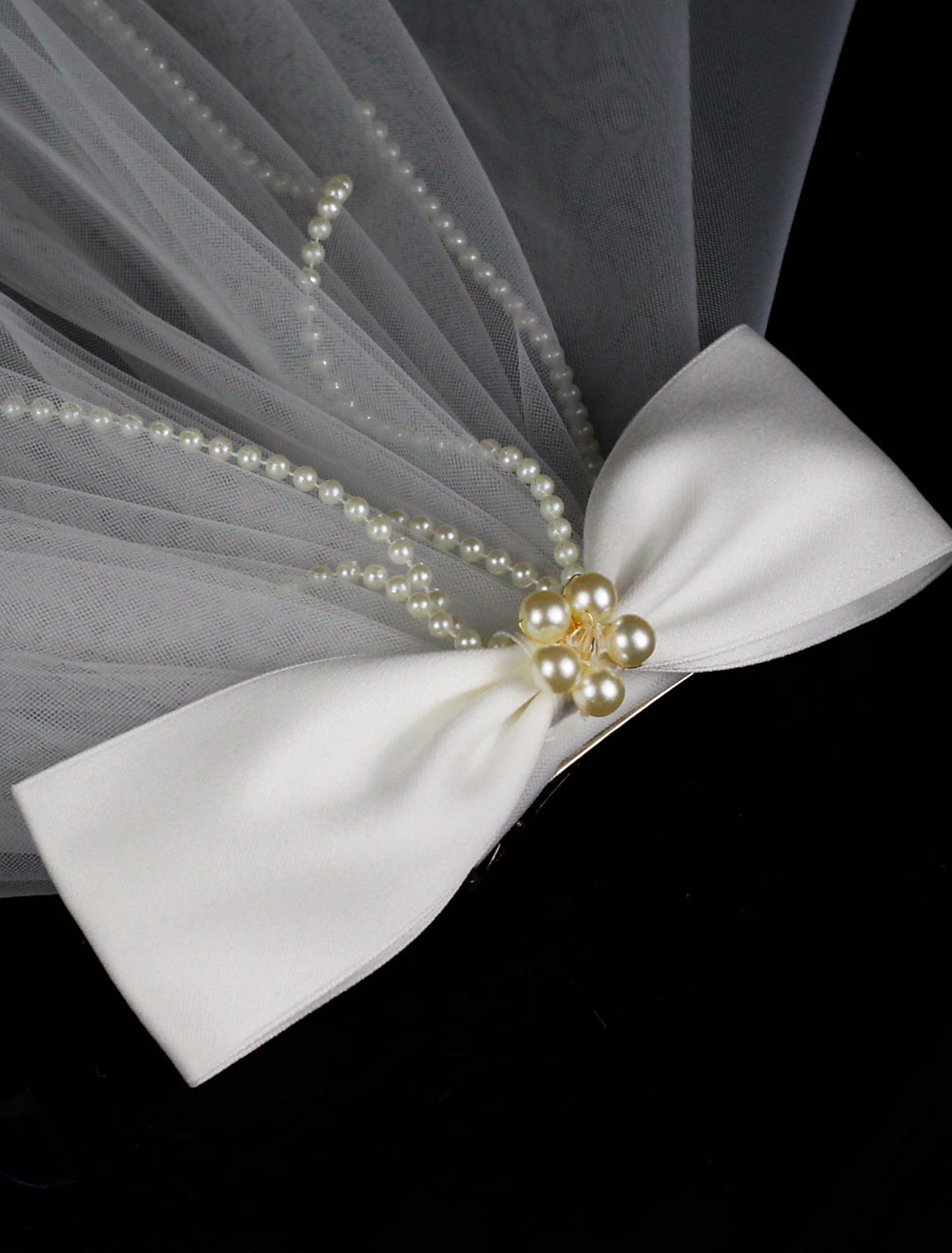 DingJiDress Two-tier Cute Wedding Veil Elbow Veils with Faux Pearl / Satin Bow Tulle