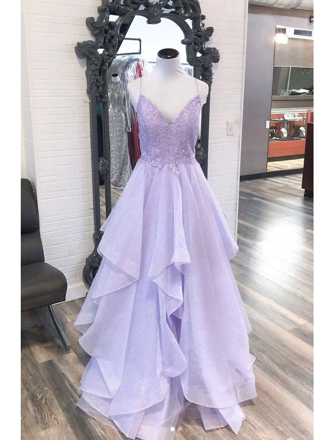 Ball Gown Prom Dresses Princess Dress Formal Floor Length Sleeveless V Neck Tulle Backless with Pleats Appliques