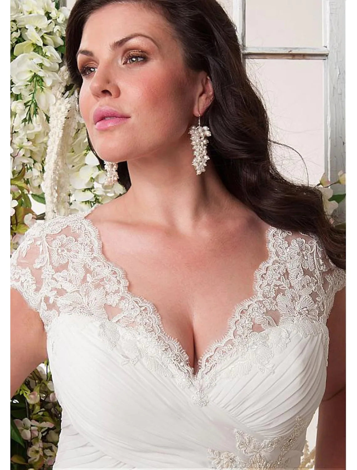 Wedding Dresses Sleeveless V Neck Chiffon With Pleats