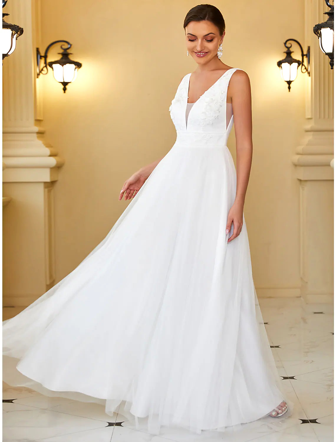 Casual Wedding Dresses Floor Length A-Line Sleeveless Tulle Pleats